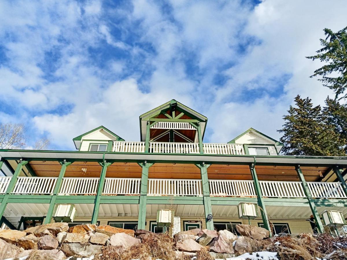 2Mins To Town, Ac & Sauna, Self Check-In, Full Kitchen, Free Laundry & Parking, Family Pet Friendly, Comfortably Sleeps Up To 10 Golden Exteriér fotografie